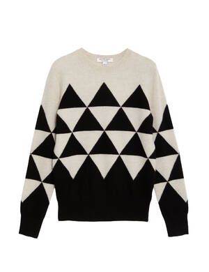 marksandspencer AW23 T383368B svetr z cisteho kasmiru s geometrickym vzorem 3 999Kc.jpg